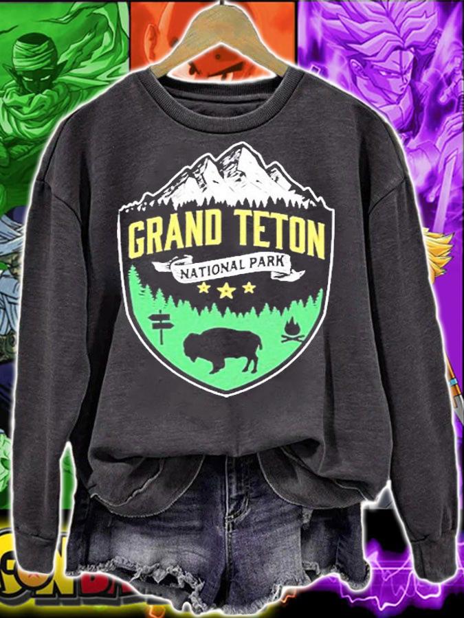 Grand Teton Vintage Mountains & Bison Hipster Badge T-Shirt t-shirt sweatshirt
