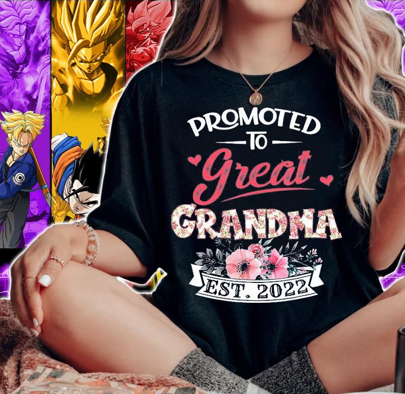 Promoted To Great Grandma est 2022 Mothers Day T-Shirt woman shirt